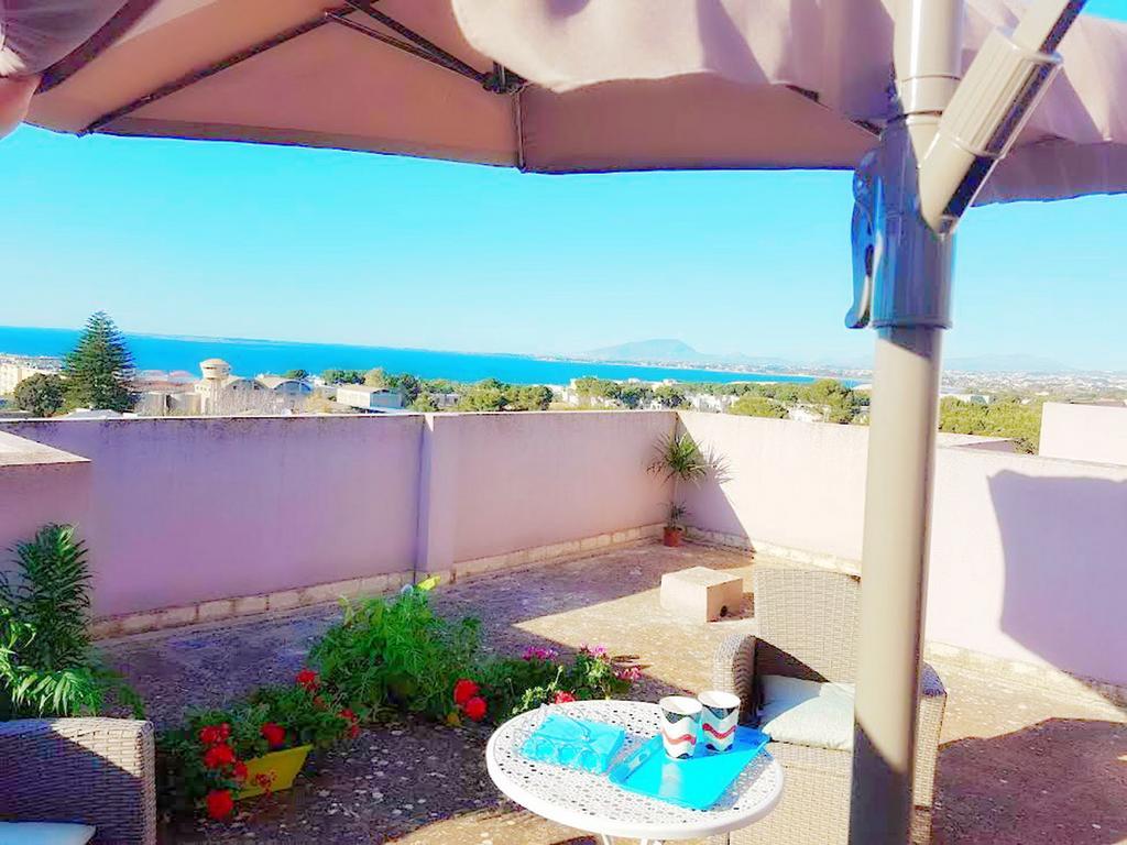 Acquamarina Apartment With Terrace Marsala Bagian luar foto